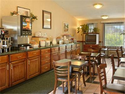 Mayfield Inn Clarion Restaurant bilde